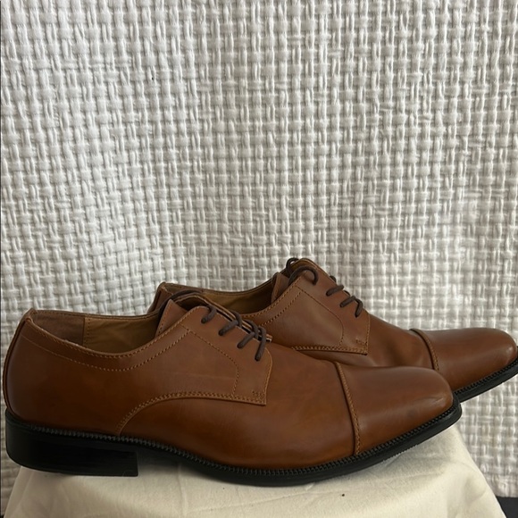 Alfani Brown Leather Men's Oxfords - Picture 13 of 13